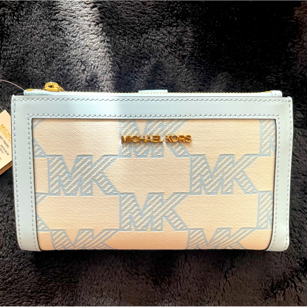Micheal Kors Wallet